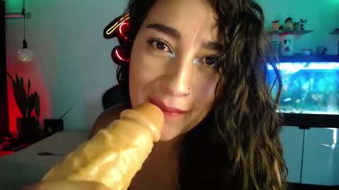 Snapshot of _santalove_ chatting on January 2025 10:29:02 PM SantaLove online show from January 2025 10:29:02 PM