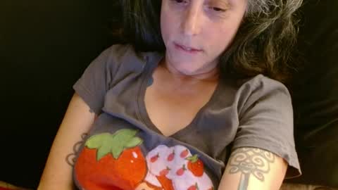 Sara Lynn online show from June 2026 01:38:02 AM