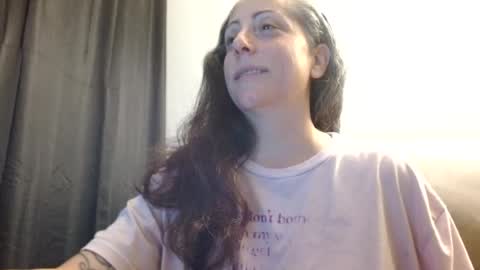 Sara Lynn online show from August 2026 04:00:01 AM