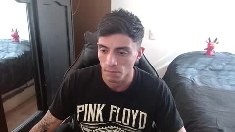 Snapshot of _schnnneider_ chatting on September 2025 08:20:02 PM SCHNEIDER online show from September 2025 08:20:02 PM