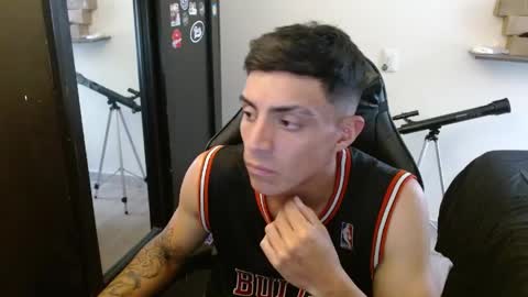 SCHNEIDER online show from April 2026 06:02:01 PM