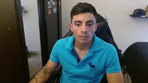 Snapshot of _schnnneider_ chatting on May 2026 06:37:01 PM SCHNEIDER online show from May 2026 06:37:01 PM