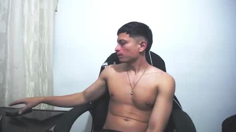 Juan Pablo-independent model online show from February 2025 03:34:02 AM