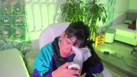 Snapshot of _sharlotte777 chatting on May 2026 02:33:01 PM _sharlotte777 online show from May 2026 02:33:01 PM