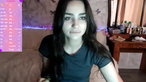 Snapshot of _shynikki chatting on September 2025 06:01:02 AM _shynikki online show from September 2025 06:01:02 AM