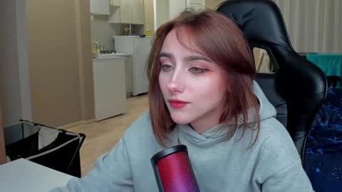 Snapshot of _silverdream chatting on October 2025 10:06:02 PM _silverdream online show from October 2025 10:06:02 PM