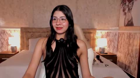 Lana  online show from December 2025 03:19:02 PM