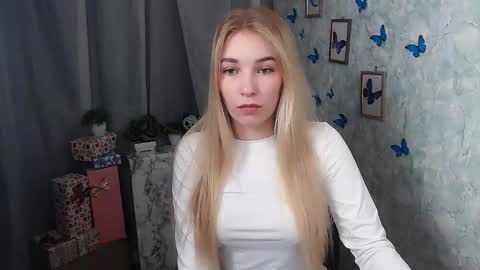 Snapshot of _snow_queen__ chatting on December 2024 10:54:01 AM Rachel online show from December 2024 10:54:01 AM