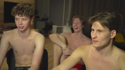 OLIVERpvt is open online show from January 2025 04:10:01 PM