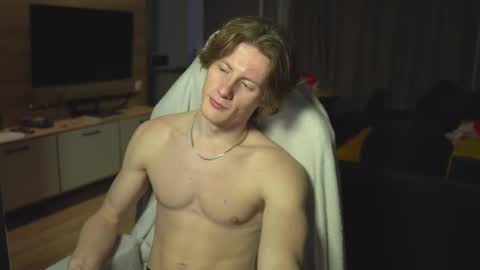 OLIVERpvt is open online show from February 2025 03:31:02 AM