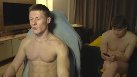 OLIVERpvt is open online show from October 2025 12:41:02 PM