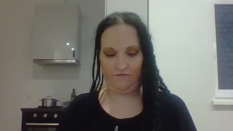 Melisa online show from January 2025 01:49:01 PM