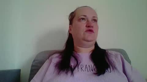 Melisa online show from October 2025 05:13:01 AM