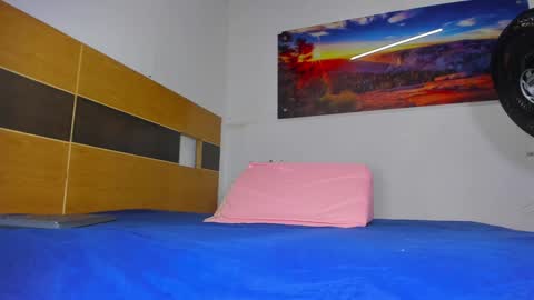 susy online show from February 2025 11:55:02 AM