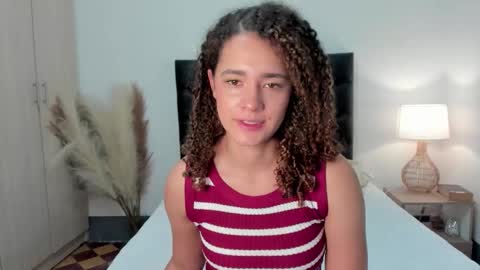 Sussi online show from November 2025 01:34:01 PM