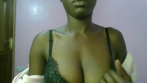 Gabriella online show from November 2025 03:38:01 AM