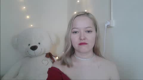 _sweet_smile_ online show from February 2026 10:19:01 AM