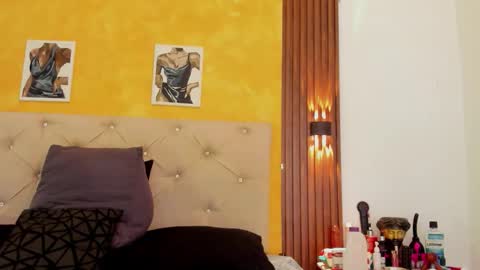 _tarek_ online show from November 2025 01:49:02 AM