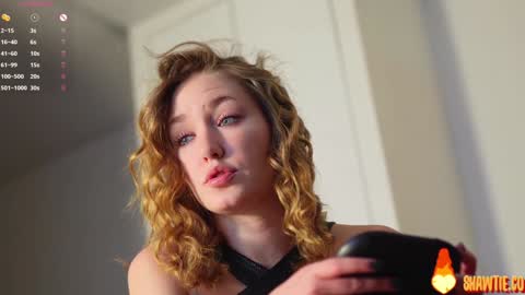 Snapshot of _taylor_swift chatting on February 2026 01:19:02 PM Taylor online show from February 2026 01:19:02 PM