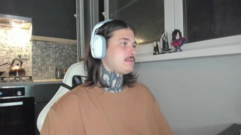 _torfin_ online show from February 2025 10:10:02 PM