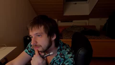 Snapshot of _v_l_a_d_ chatting on January 2026 09:06:02 PM Vlad online show from January 2026 09:06:02 PM