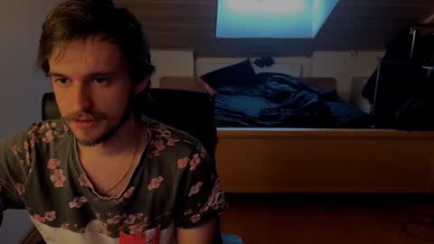 Snapshot of _v_l_a_d_ chatting on February 2026 07:46:01 AM Vlad online show from February 2026 07:46:01 AM