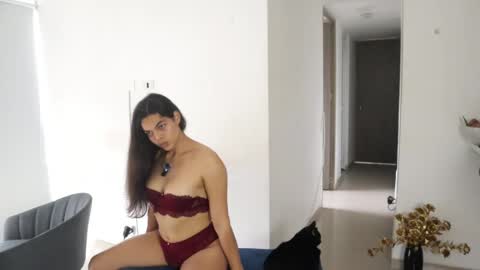 Anastasia Vahos online show from February 2025 09:24:02 PM