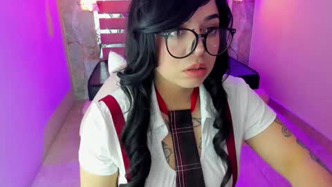   Vermeil   online show from October 2025 08:53:02 PM