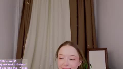 Violet online show from February 2025 11:25:02 PM