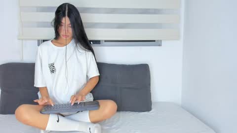 Snapshot of _violetadulce chatting on January 2025 10:51:01 AM Violeta online show from January 2025 10:51:01 AM