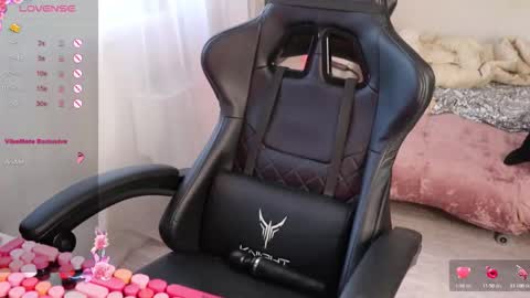 Alis online show from October 2025 04:43:02 AM