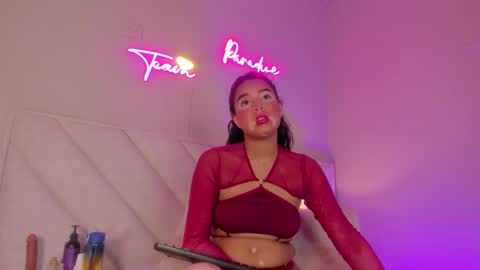 Snapshot of _wendy_x chatting on November 2025 11:33:01 AM _wendy_x online show from November 2025 11:33:01 AM