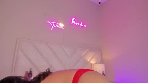 Snapshot of _wendy_x chatting on November 2025 11:32:02 AM _wendy_x online show from November 2025 11:32:02 AM