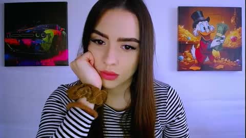 Alisa online show from November 2025 11:45:01 AM