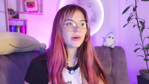 _yourcherrybomb online show from May 2026 03:47:01 AM