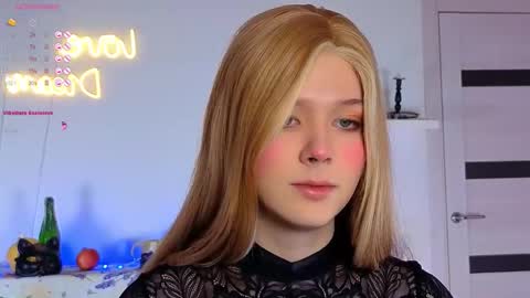 Snapshot of _yourfoxy_ chatting on November 2025 02:12:02 PM LITTLE FOX online show from November 2025 02:12:02 PM