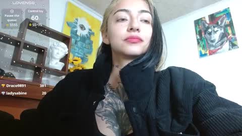 Snapshot of _zoebakers chatting on February 2025 01:37:02 PM Zoe online show from February 2025 01:37:02 PM
