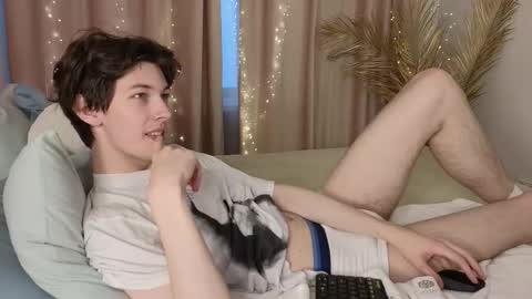 Denis online show from November 2025 12:27:01 PM