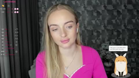 Adelina online show from November 2025 02:06:01 PM