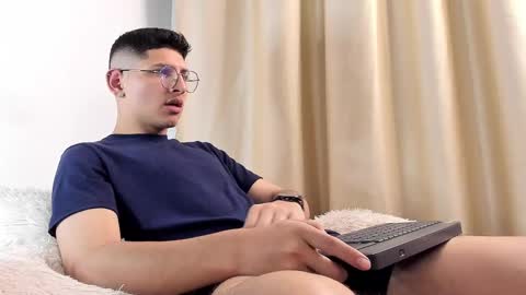 alejo online show from February 2025 04:16:02 AM