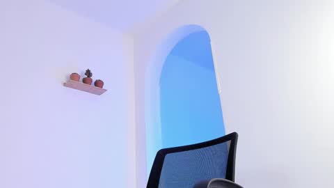 alejo online show from February 2025 02:10:02 AM