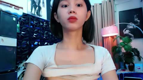 Lovely Yana  online show from April 2026 12:50:01 PM
