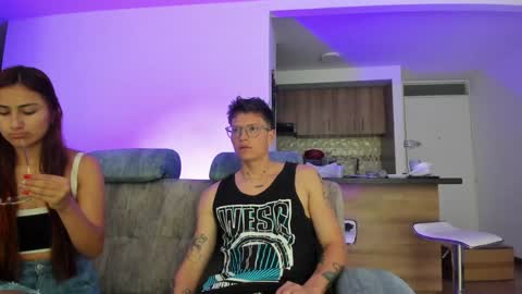 Snapshot of a_sexy_couple__ chatting on December 2024 08:22:02 PM A Sexy Couple online show from December 2024 08:22:02 PM