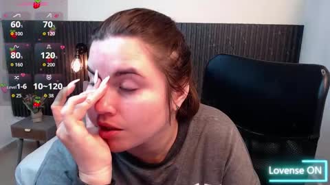 Abby Lee  online show from September 2025 06:43:02 PM