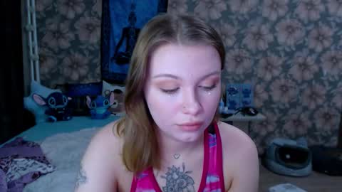 Snapshot of aalicebubble chatting on October 2025 12:41:02 AM Alice online show from October 2025 12:41:02 AM