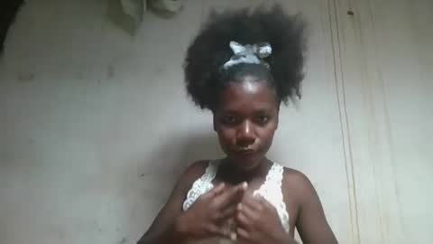 aangelinee online show from October 2025 05:40:01 AM