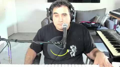 Snapshot of aaroleplayer chatting on July 2026 08:26:02 PM Aaron online show from July 2026 08:26:02 PM