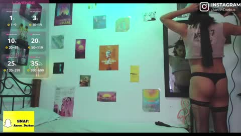 Snapshot of aaron_darkus chatting on September 2025 11:21:01 PM Aaron online show from September 2025 11:21:01 PM