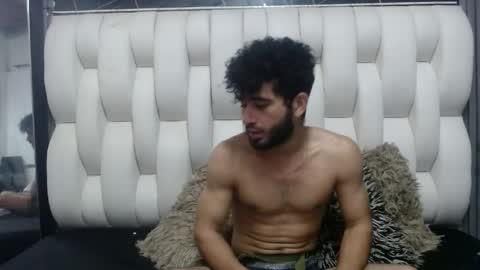 aaron_jones_1 online show from June 2026 04:53:02 PM