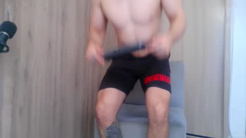 Aaron kwok online show from November 2025 09:06:01 PM